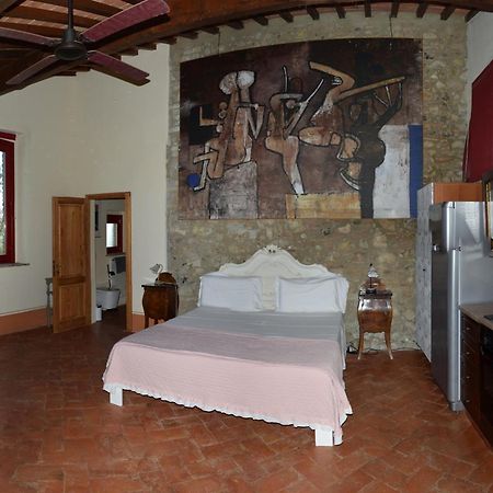 Podere Calvaiola بمونتيكاتيني فال دي سيسينا المظهر الخارجي الصورة